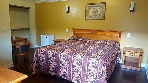 Deluxe Motel, Los Angeles Area