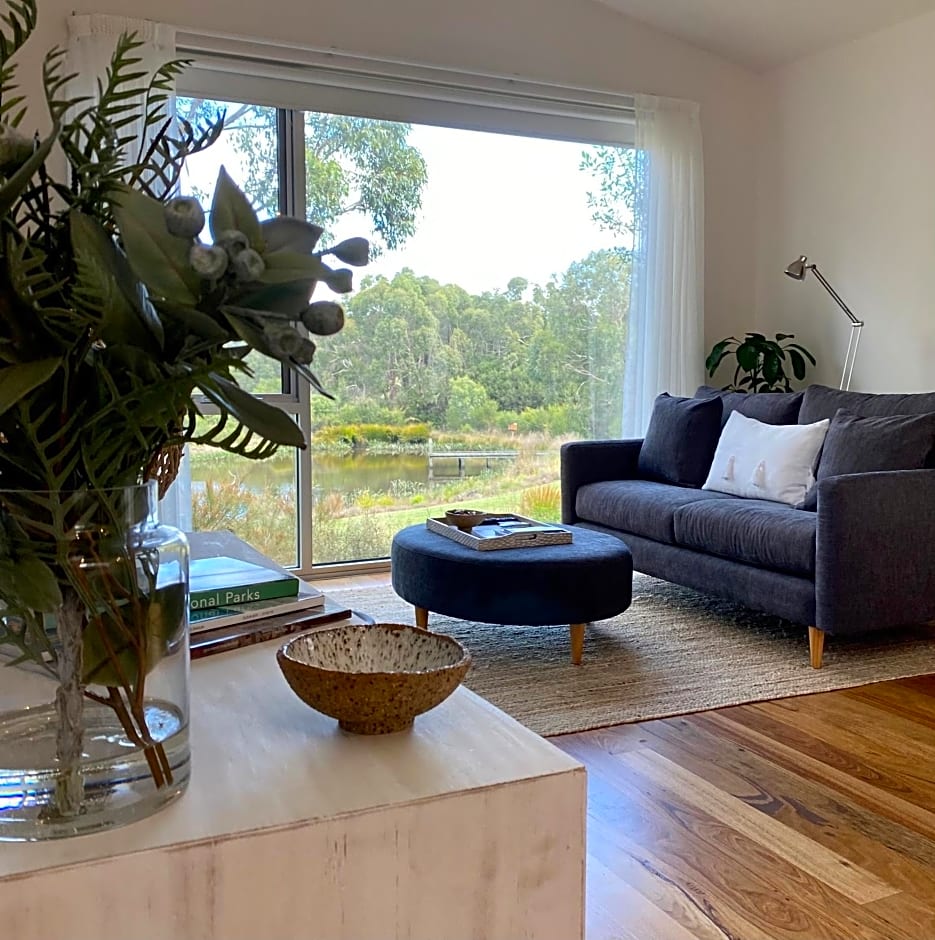 Messmates Luxury Eco Suites