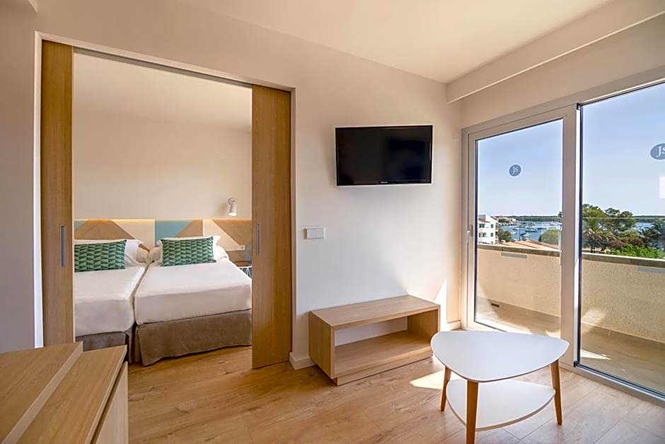 Zdjęcie 1 z 6 — Suite, Balcony