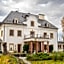 Palac na Wodzie Hotel & SPA