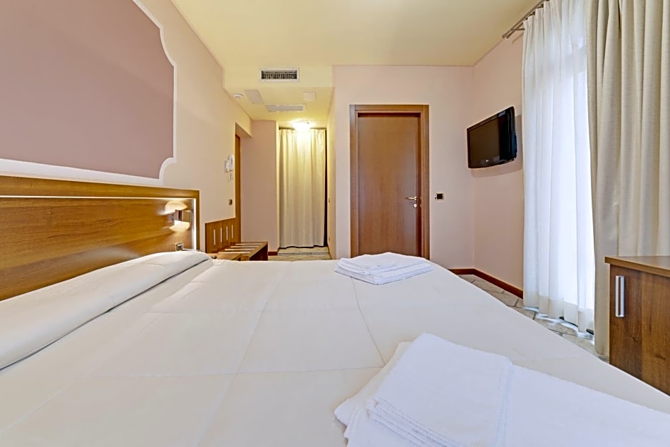 Hotel Grotto Bagat