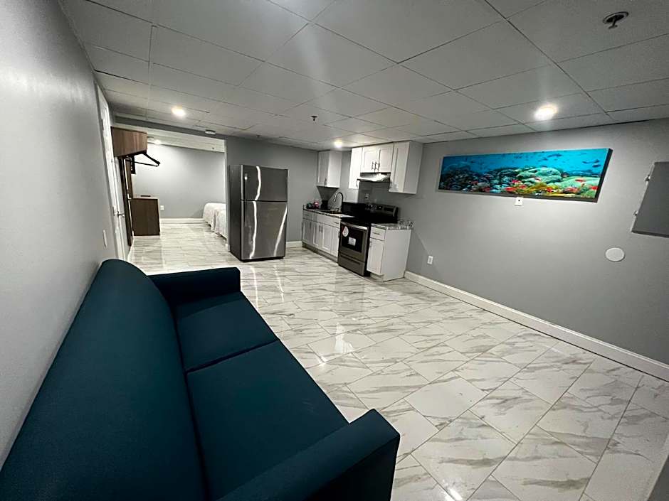 Red Roof PLUS & Suites Virginia Beach - Seaside