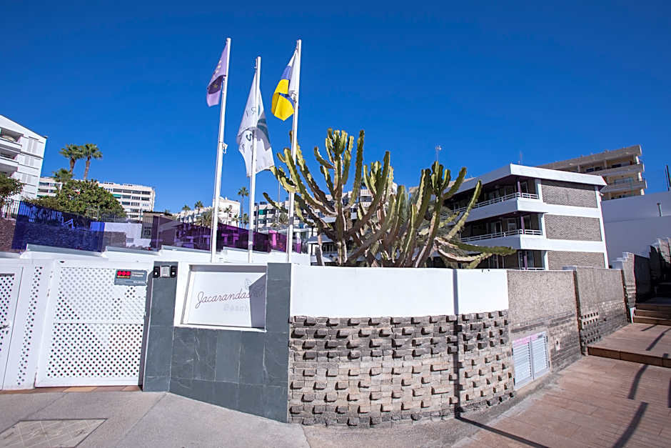 Apartamentos Jacarandas