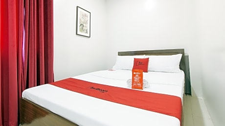 REDDOORZ DELUXE ROOM