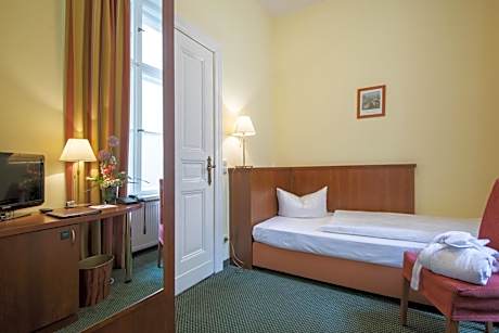 Economy Single Room- Extra Small