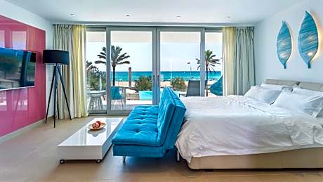 Blue Ocean Suite