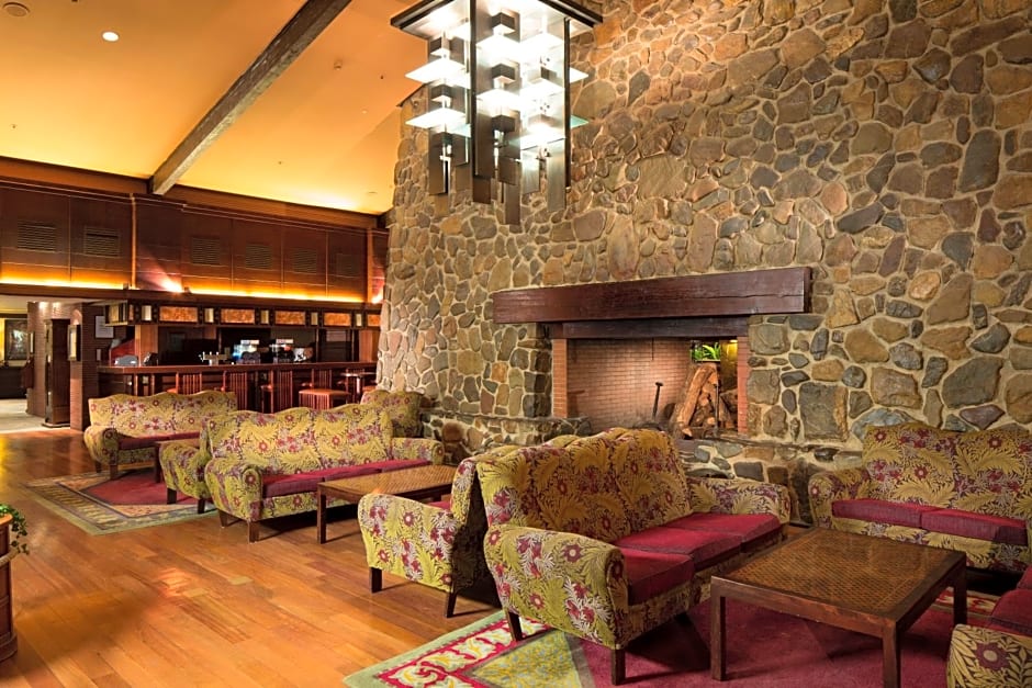 Disney Sequoia Lodge