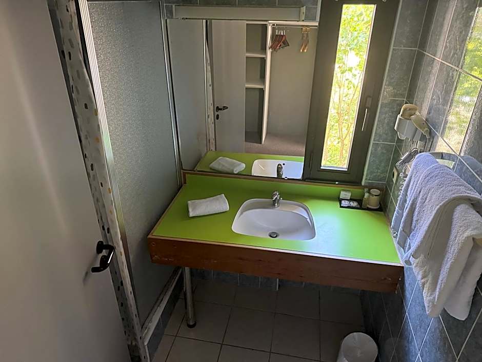 Hôtel Dupleix - Hyper centre - Réouverture