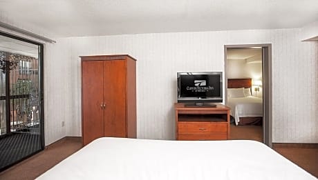Two-Bedroom Suite and 4 Waterpark Passes