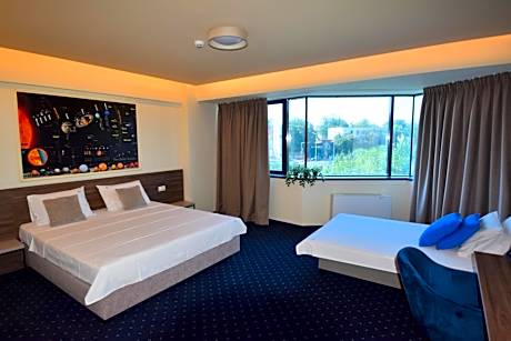 Superior Family Room