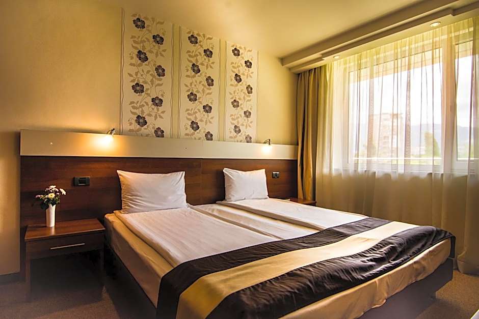 Hotel Forum - Free Parking