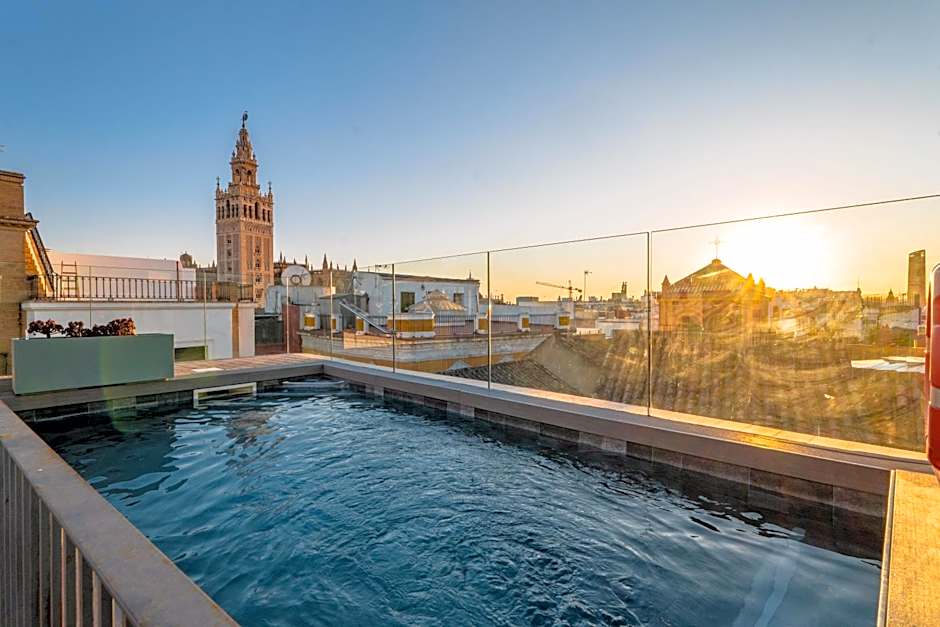 Casa Alhaja by Shiadu