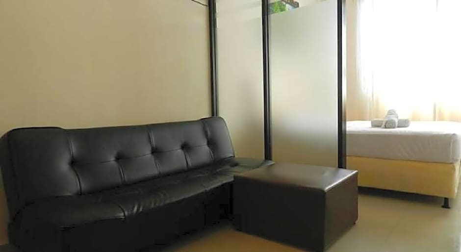 S 8 Suardana Hotel
