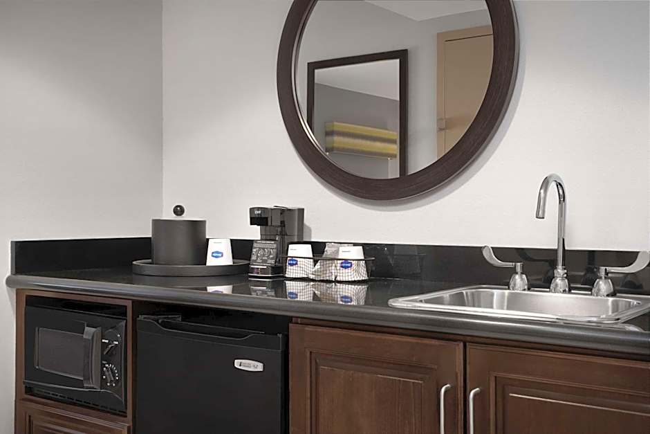 Hampton Inn By Hilton Knoxville-North