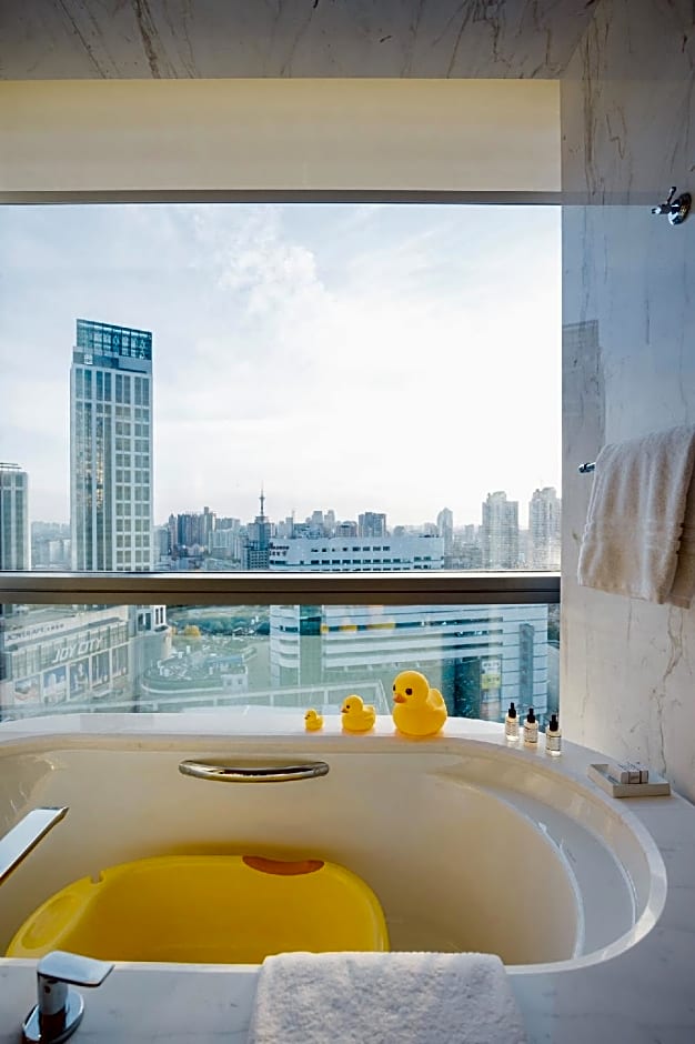 Four Seasons Hotel Tianjin