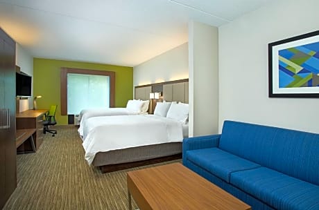 2 Queen Beds Suite