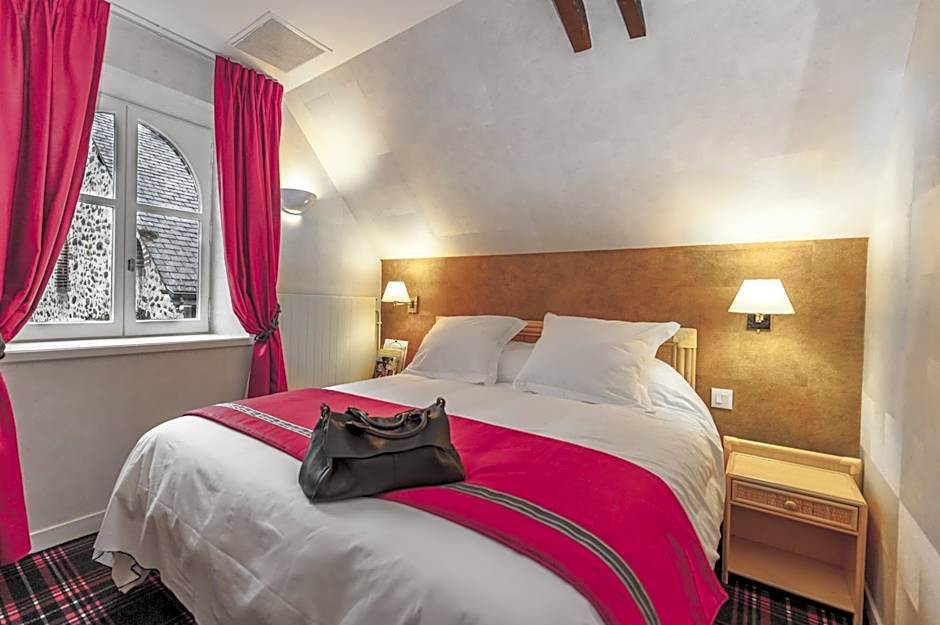 Logis Hôtel Restaurant Relais Du Gué De Selle