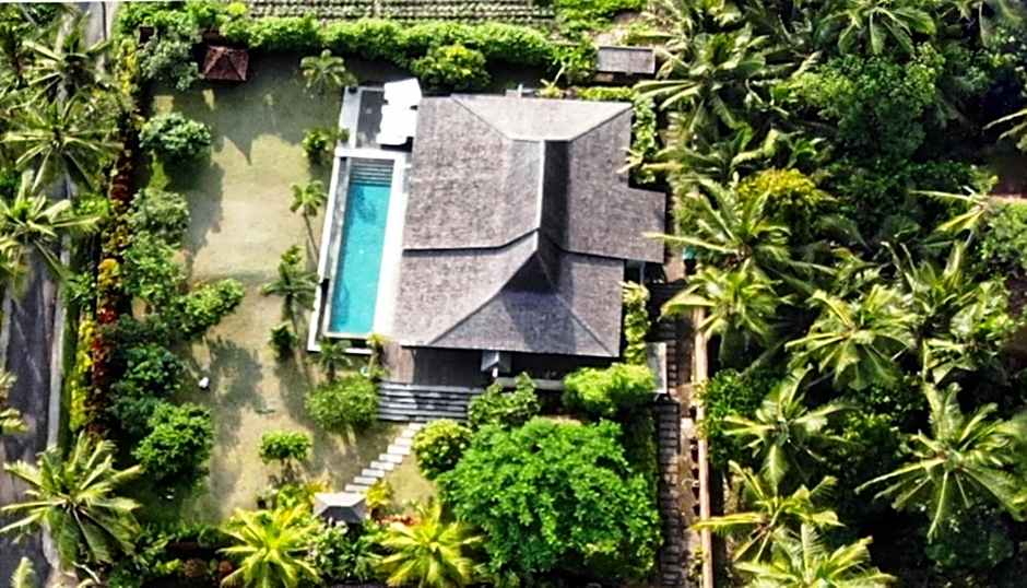 Villa Taman Kanti - 2 Bedroom private villa with swimming pool