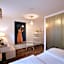18Arts Hotel