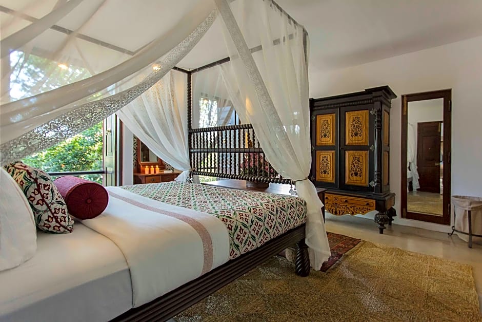 Photo 1 of 4 of Deluxe 1 Queen Bed