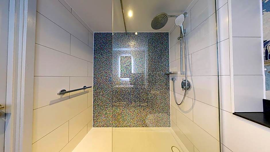 Holiday Inn Brentwood By IHG