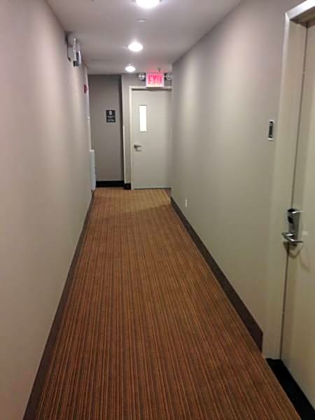 Days Inn by Wyndham Brooklyn Borough Park