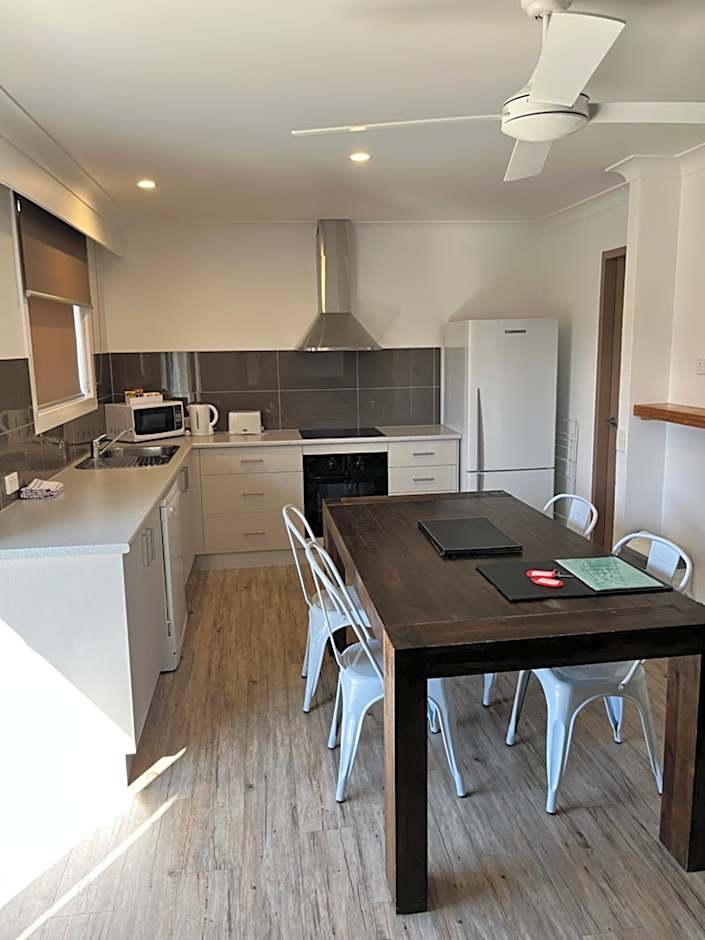 Snow View Holiday Units