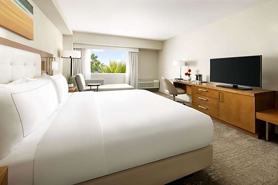 Hilton Tucson East