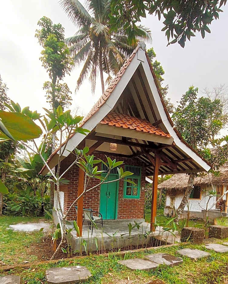 Hakiki Inn Bungalows