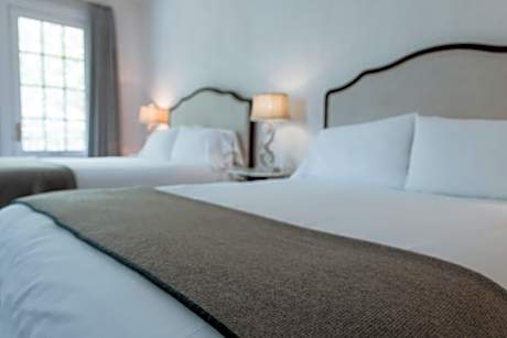 Suite with River View - Chateau