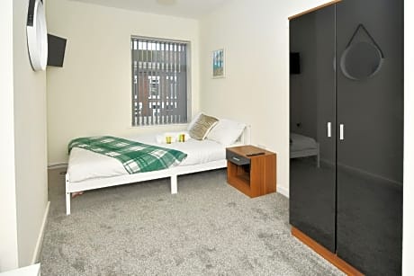 Townhouse @ Hall O Shaw Street Crewe