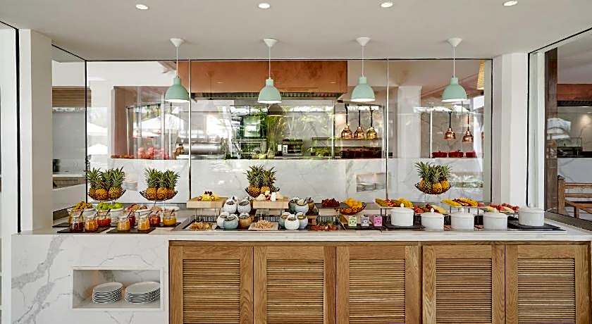 Paradise Cove Boutique Hotel