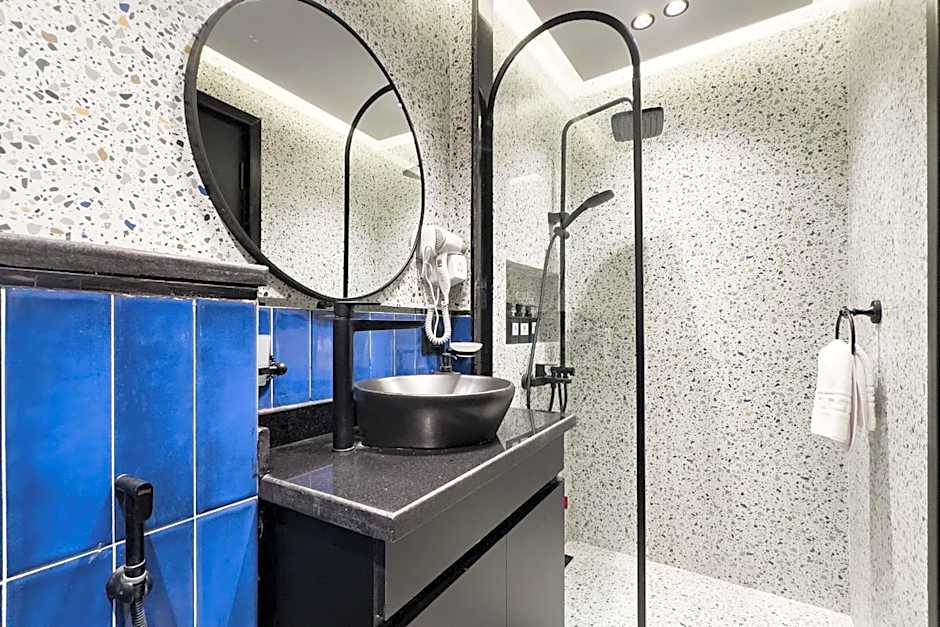 The 2 BDR Sapphire Condo 5 min to CAI Airport