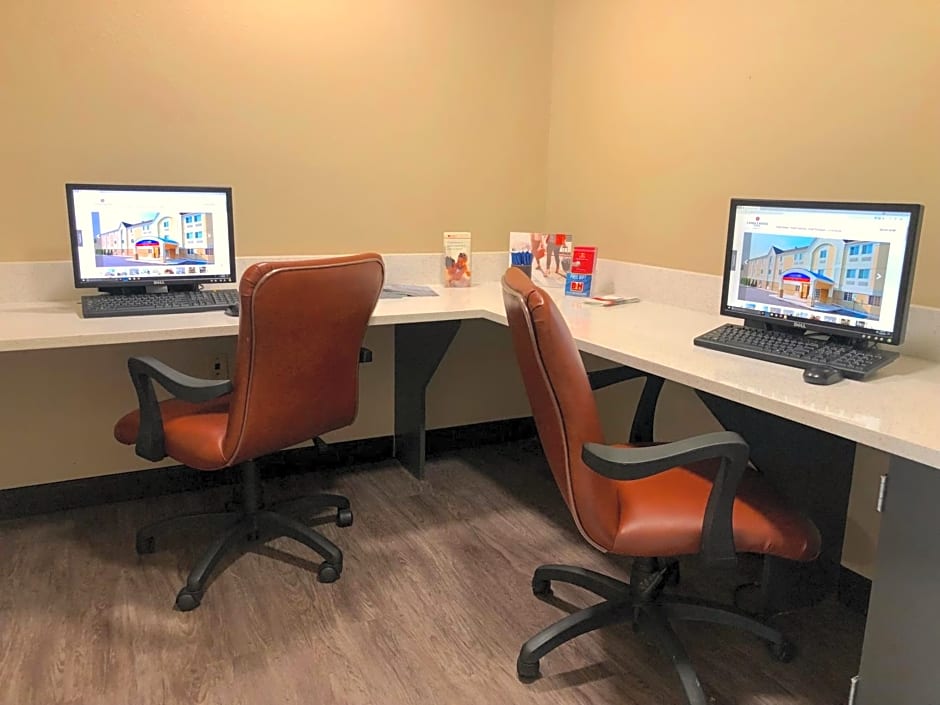 Candlewood Suites Secaucus By IHG