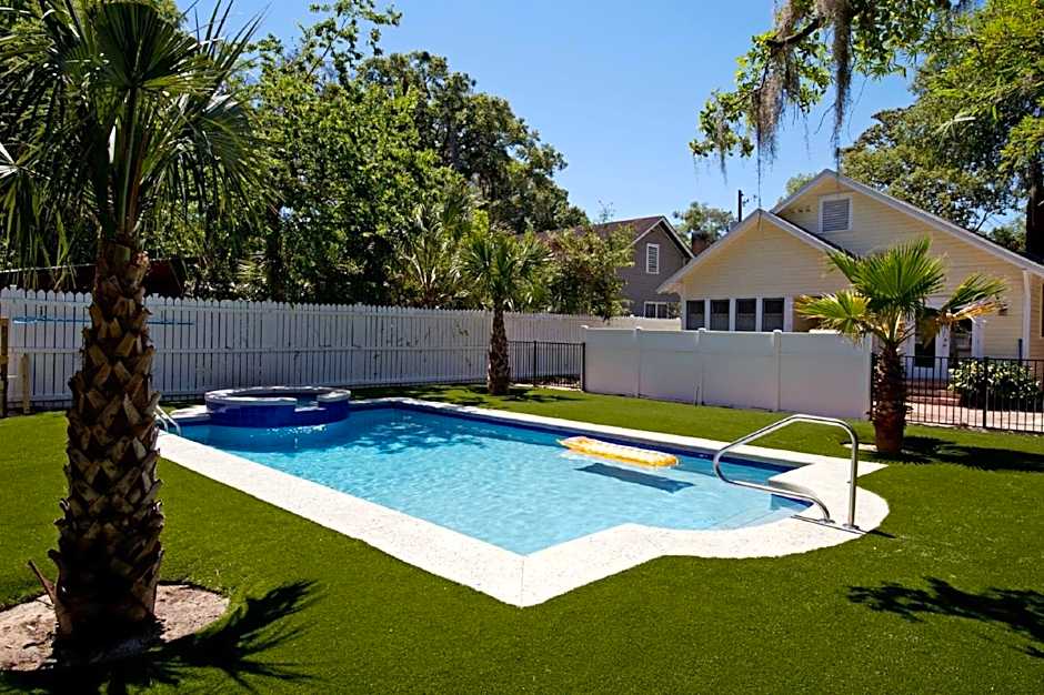 Sweetwater Branch Inn Bed And Breakfast