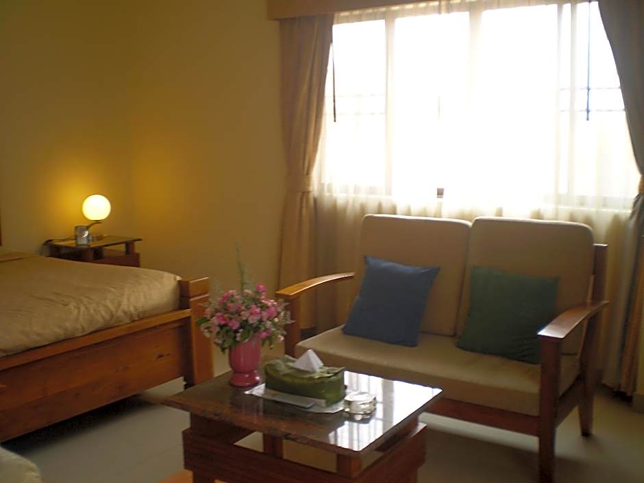 Sansuk Gay Sauna and Guesthouse