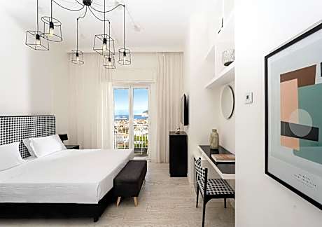 Deluxe Double or Twin Room with Sea View