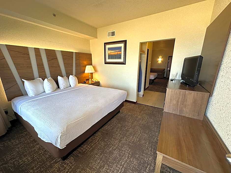 Mackinaw Beach And Bay All Suites Resort