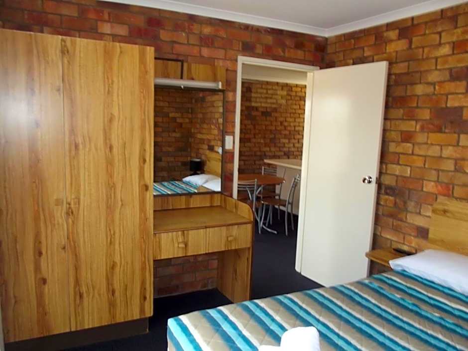 Bridge Street Motor Inn