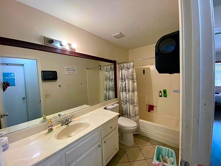 WHOLE Family - Wolfgram