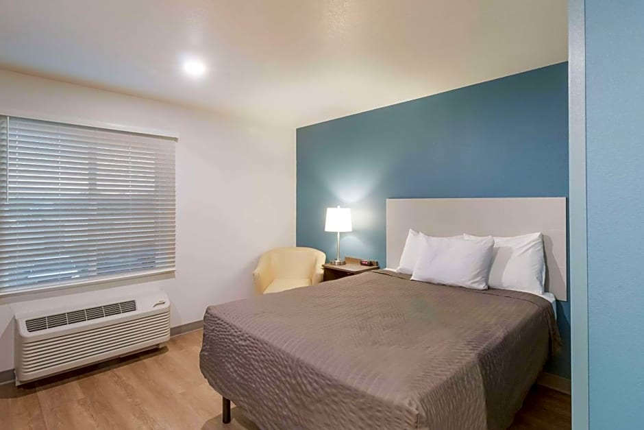 WoodSpring Suites Mesa Chandler
