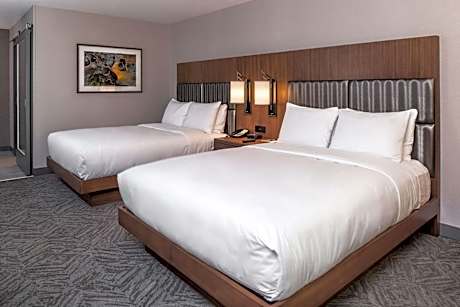 Queen Room with Two Queen Beds