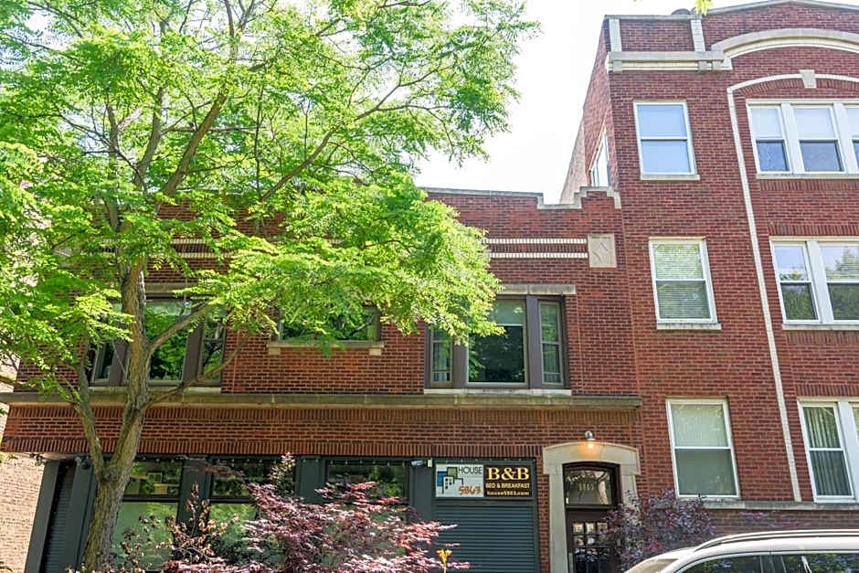 House 5863- Chicago'S Premier Bed And Breakfast