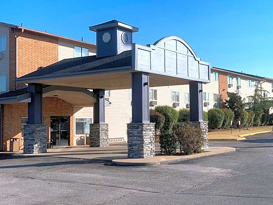 Brentwood Inn Clinton