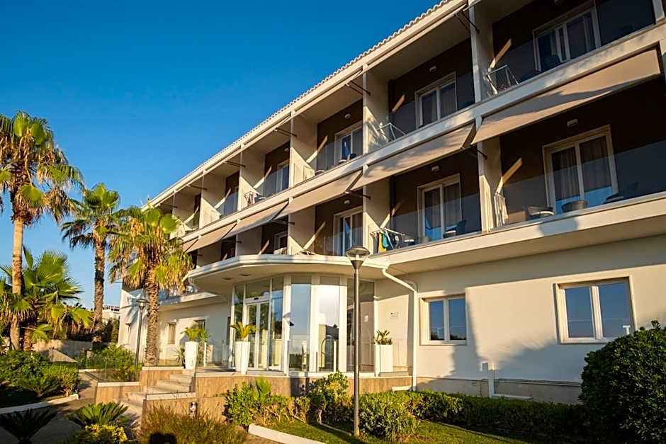 Ticho's Greenblu Hotel