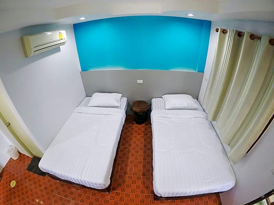 T & T Hostel Kanchanaburi