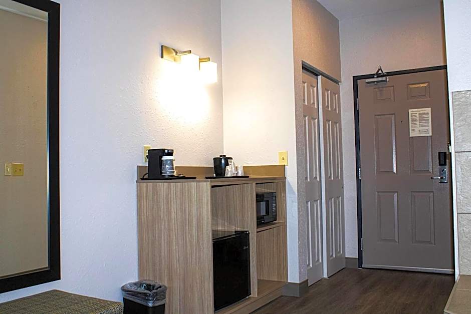 Country Inn & Suites by Radisson, Carlisle, PA
