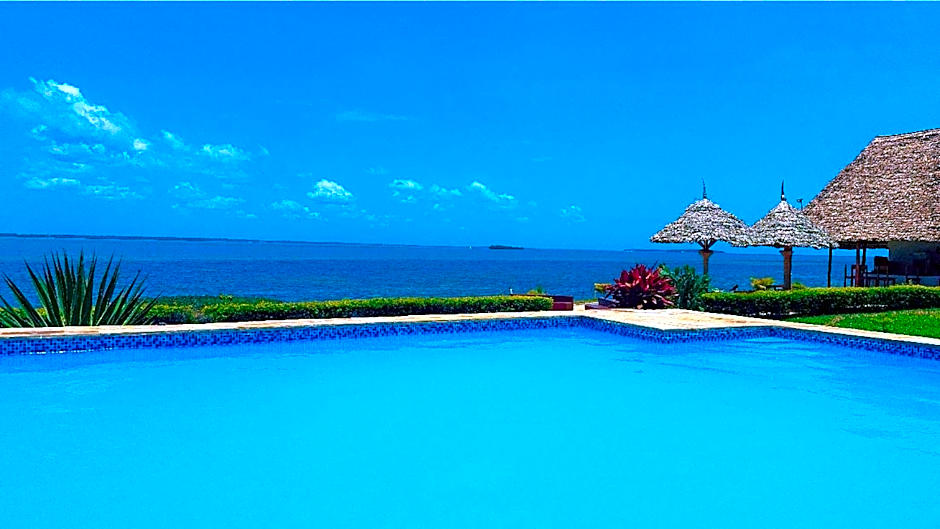 Calamari Beach Resort