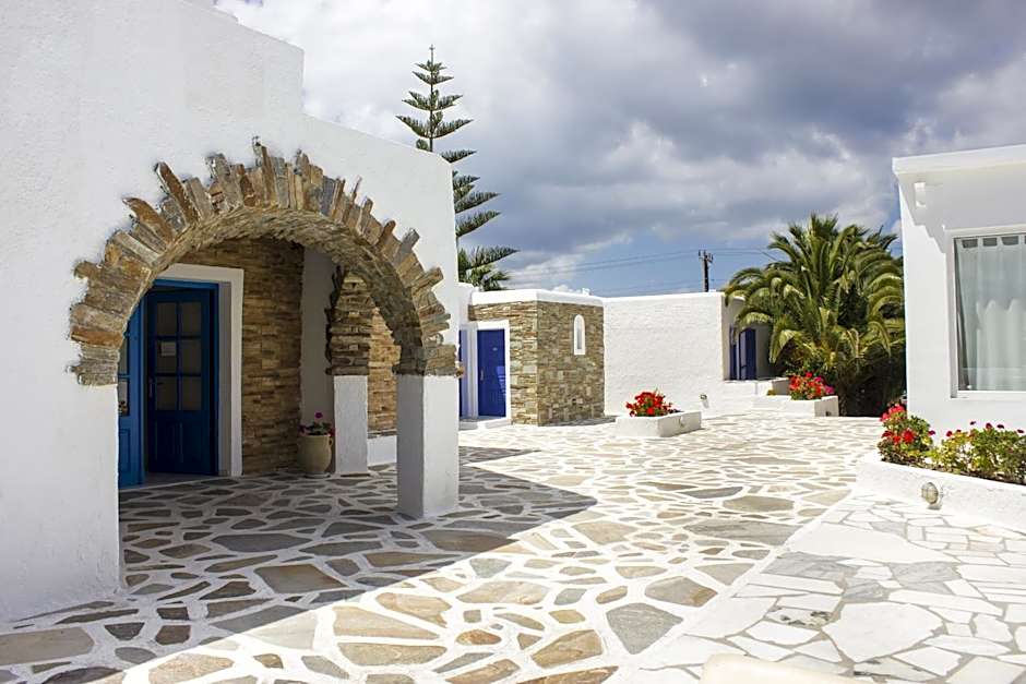 Naxos Holidays
