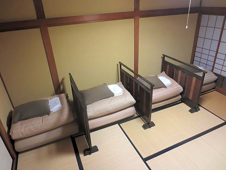 K's House Ito Onsen - Historical Ryokan Hostel